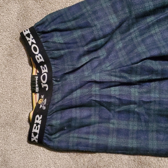 FREE WITH ANY PURCHASE!   Boys large Joe boxer pj pants - Picture 1 of 9